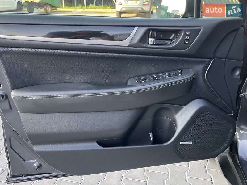 Универсал Subaru Outback 2017 в Владимире