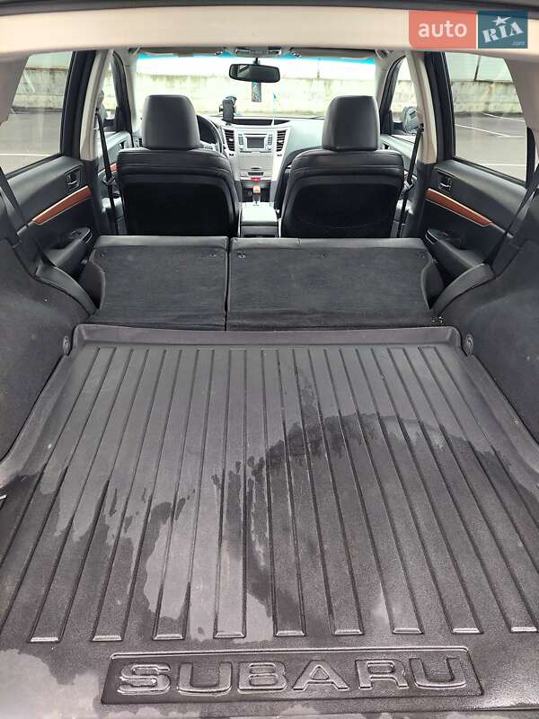 Универсал Subaru Outback 2012 в Киеве