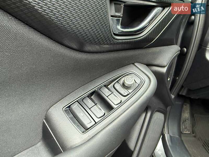 Внедорожник / Кроссовер Subaru Outback 2020 в Днепре