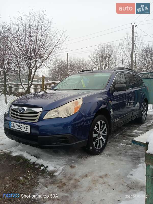 Subaru Outback 2011