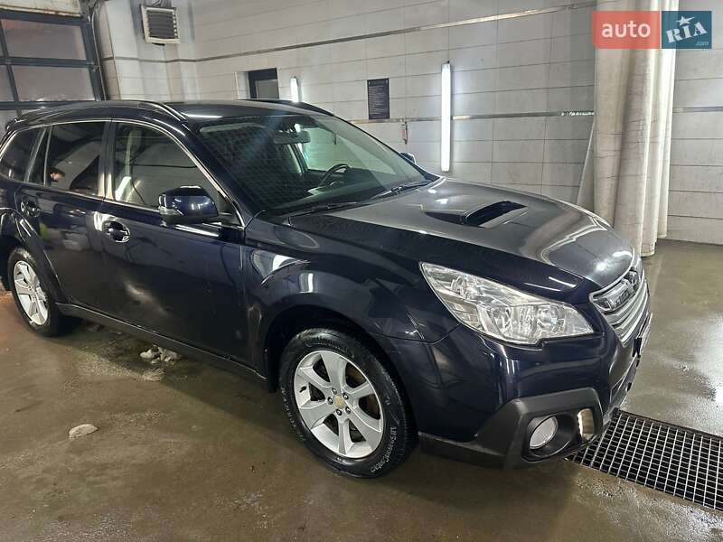 Универсал Subaru Outback 2013 в Львове
