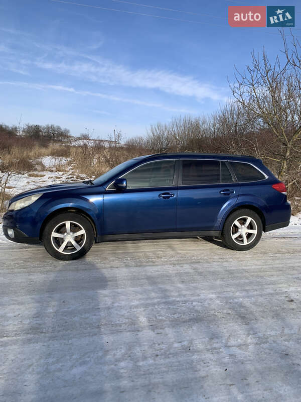Универсал Subaru Outback 2010 в Николаеве