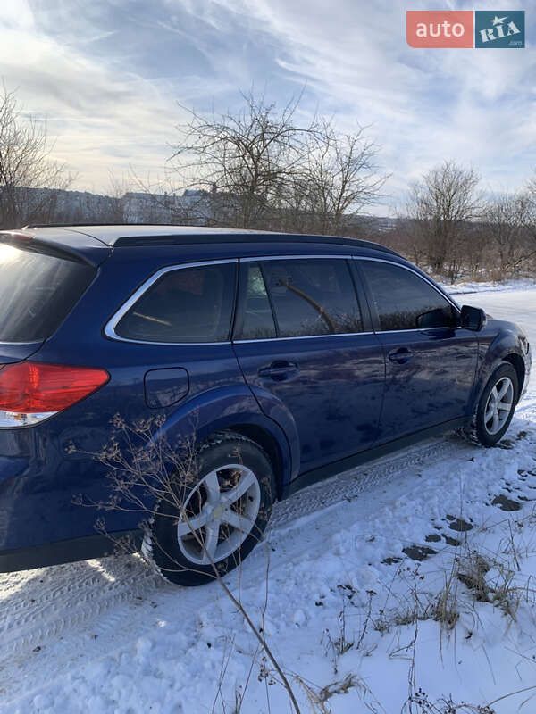 Универсал Subaru Outback 2010 в Николаеве