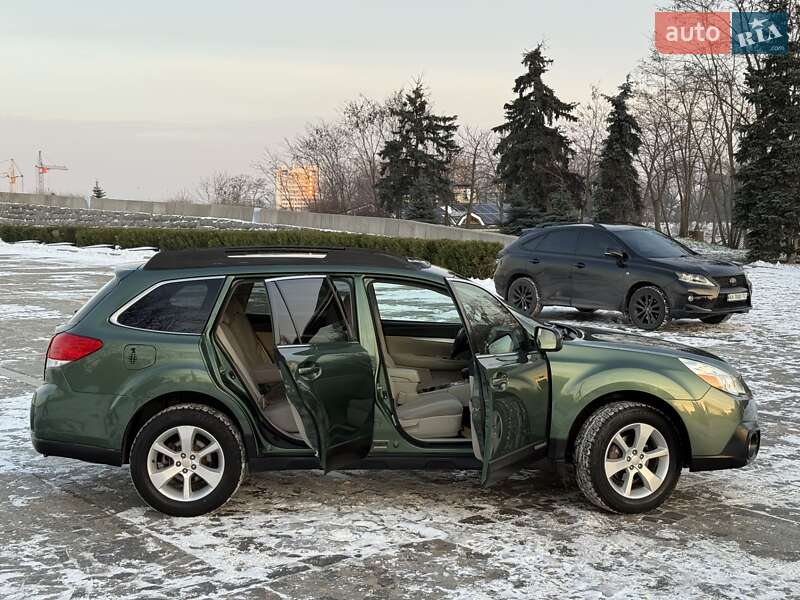 Универсал Subaru Outback 2012 в Черкассах