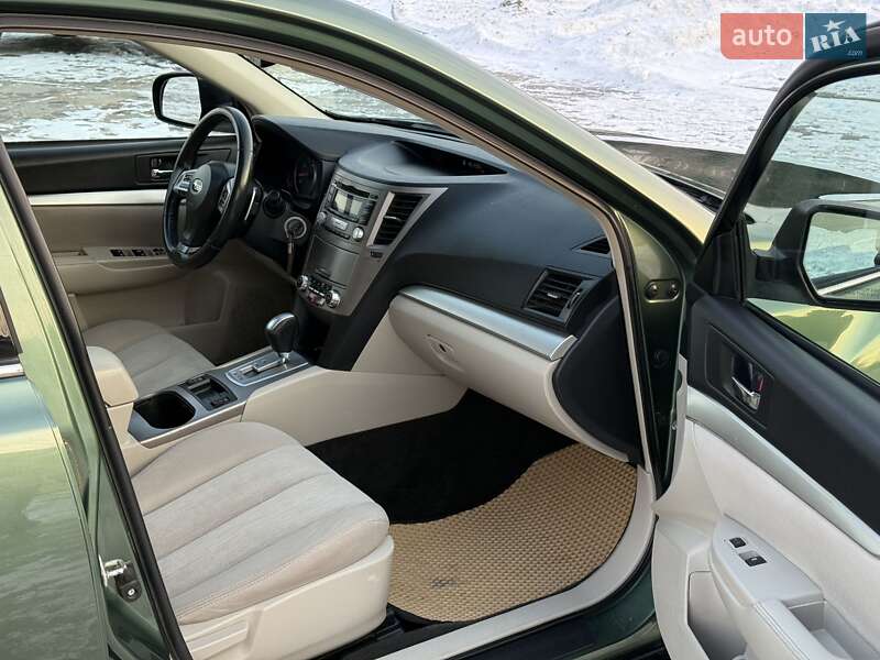 Универсал Subaru Outback 2012 в Черкассах