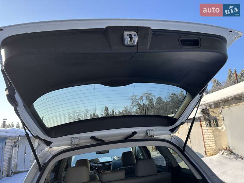 Универсал Subaru Outback 2010 в Обухове фото 19 Универсал Subaru Outback 2010 в Обухове