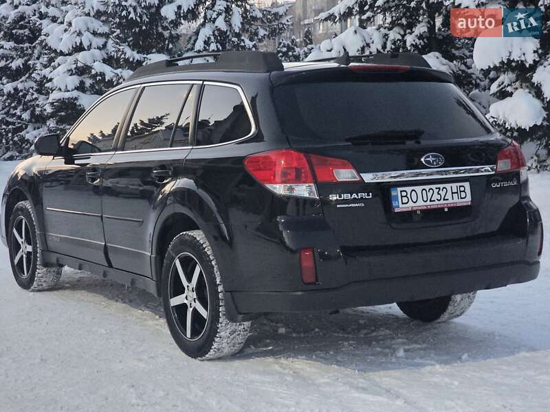 Универсал Subaru Outback 2013 в Тернополе