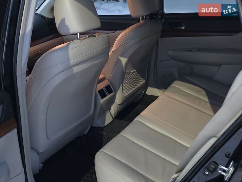 Универсал Subaru Outback 2013 в Тернополе