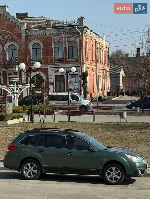 Универсал Subaru Outback 2013 в Умани