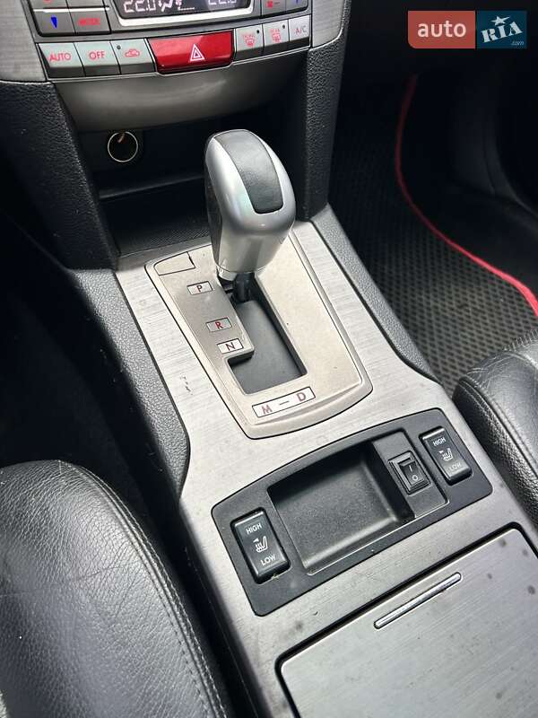 Универсал Subaru Outback 2011 в Сумах