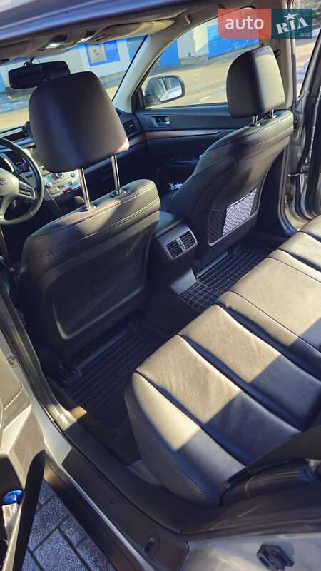 Универсал Subaru Outback 2013 в Киеве фото 11 Универсал Subaru Outback 2013 в Киеве