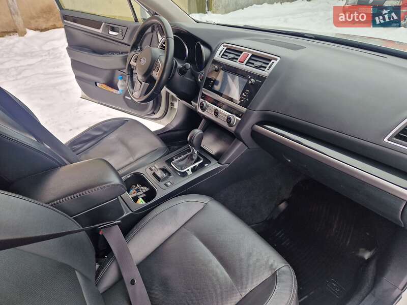 Универсал Subaru Outback 2015 в Виноградове