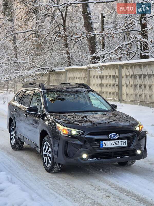 Позашляховик / Кросовер Subaru Outback 2022 в Києві