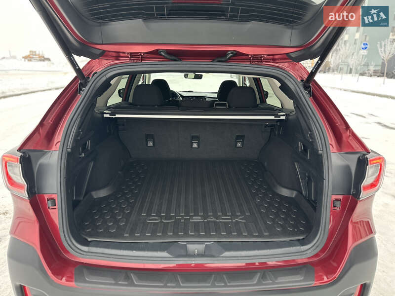 Внедорожник / Кроссовер Subaru Outback 2022 в Ровно