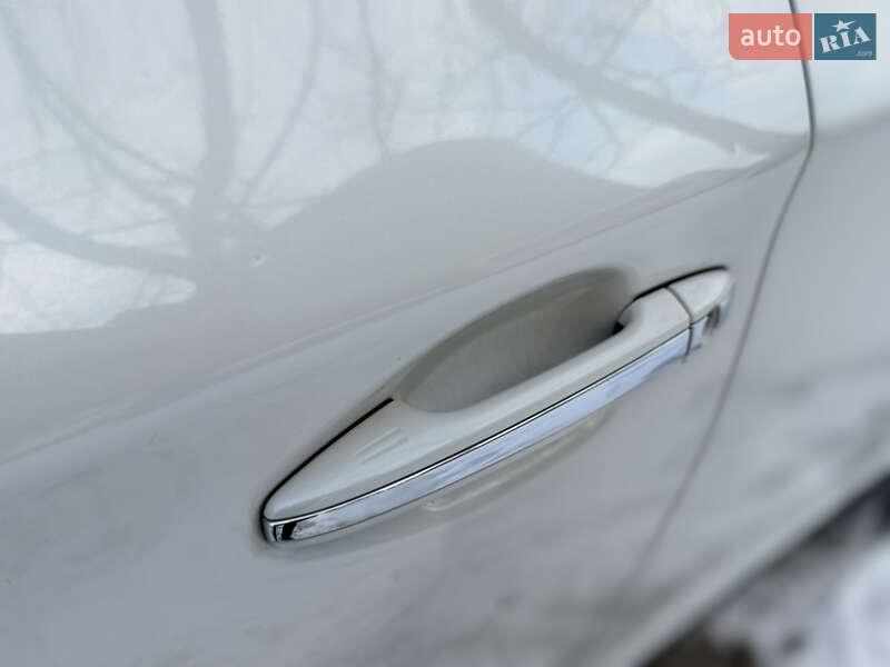 Универсал Subaru Outback 2018 в Киеве