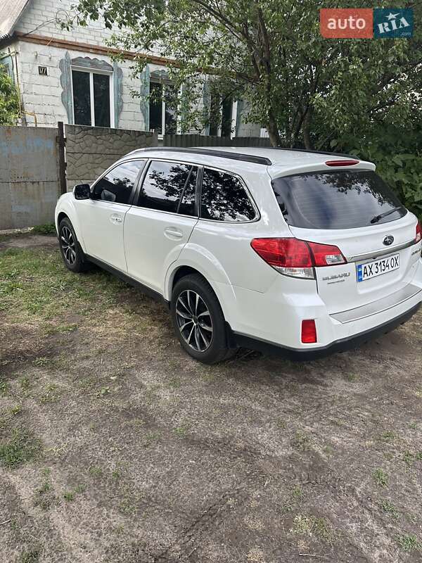 Універсал Subaru Outback 2011 в Харкові