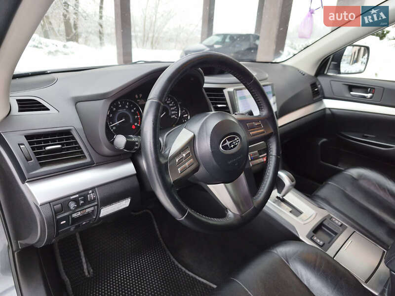 Універсал Subaru Outback 2010 в Києві фото 24 Універсал Subaru Outback 2010 в Києві