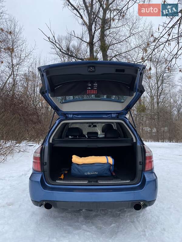 Универсал Subaru Outback 2008 в Киеве