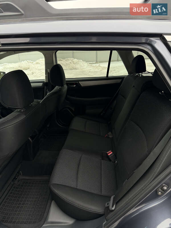 Универсал Subaru Outback 2014 в Киеве