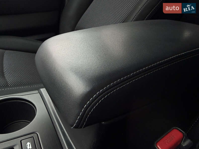 Универсал Subaru Outback 2014 в Киеве