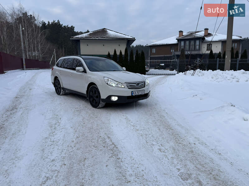 Subaru Outback 2010