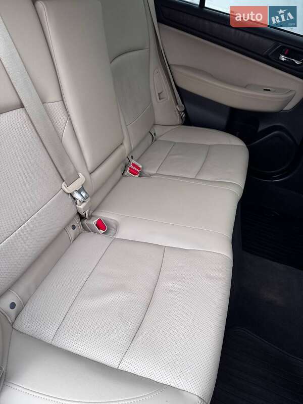 Универсал Subaru Outback 2015 в Кропивницком