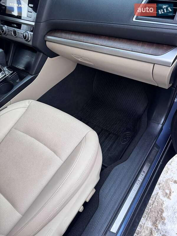 Универсал Subaru Outback 2015 в Кропивницком