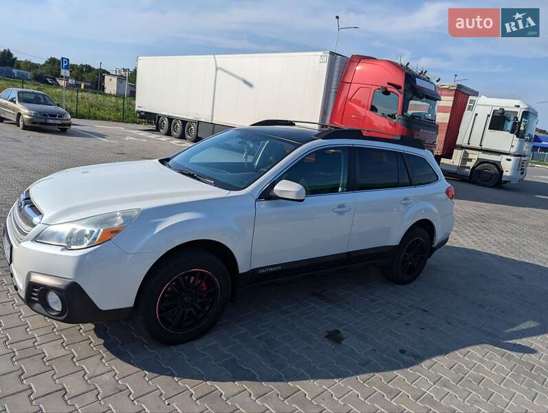 Универсал Subaru Outback 2013 в Стрые