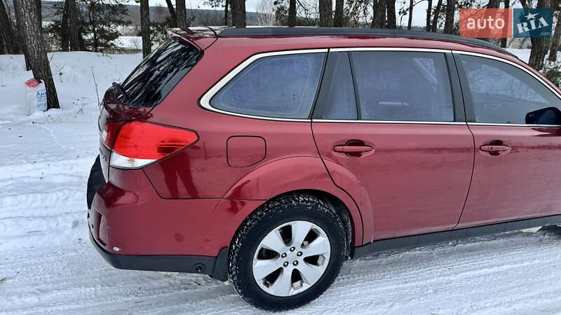 Універсал Subaru Outback 2010 в Києві
