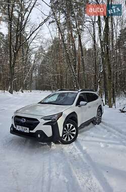 Внедорожник / Кроссовер Subaru Outback 2023 в Киеве