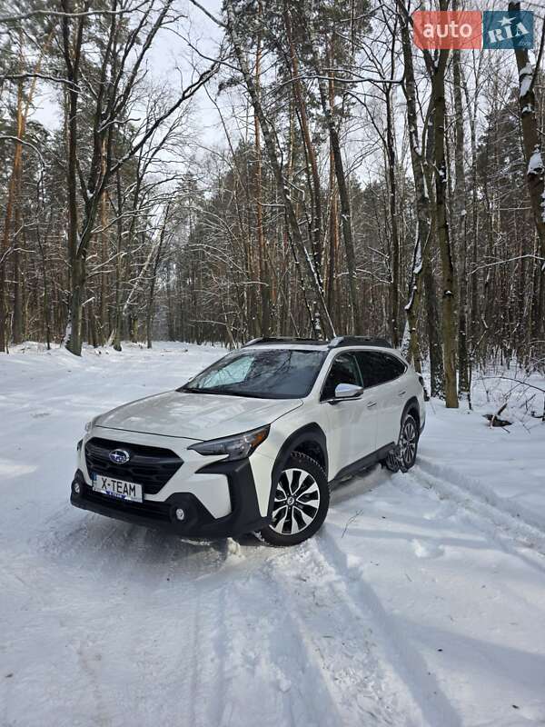 Внедорожник / Кроссовер Subaru Outback 2023 в Киеве