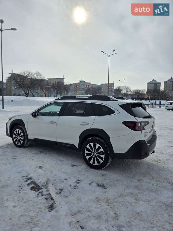Внедорожник / Кроссовер Subaru Outback 2023 в Киеве