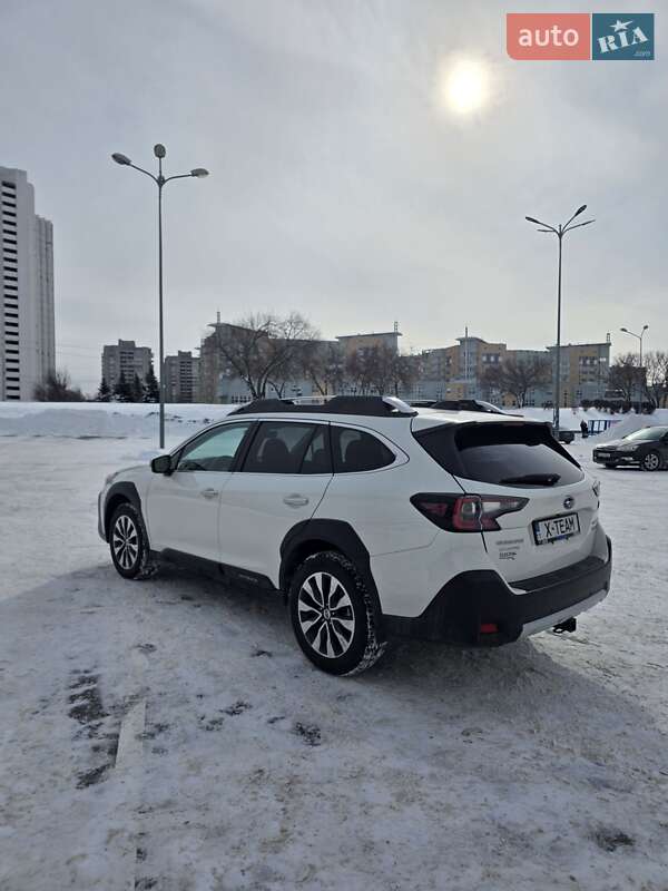 Внедорожник / Кроссовер Subaru Outback 2023 в Киеве
