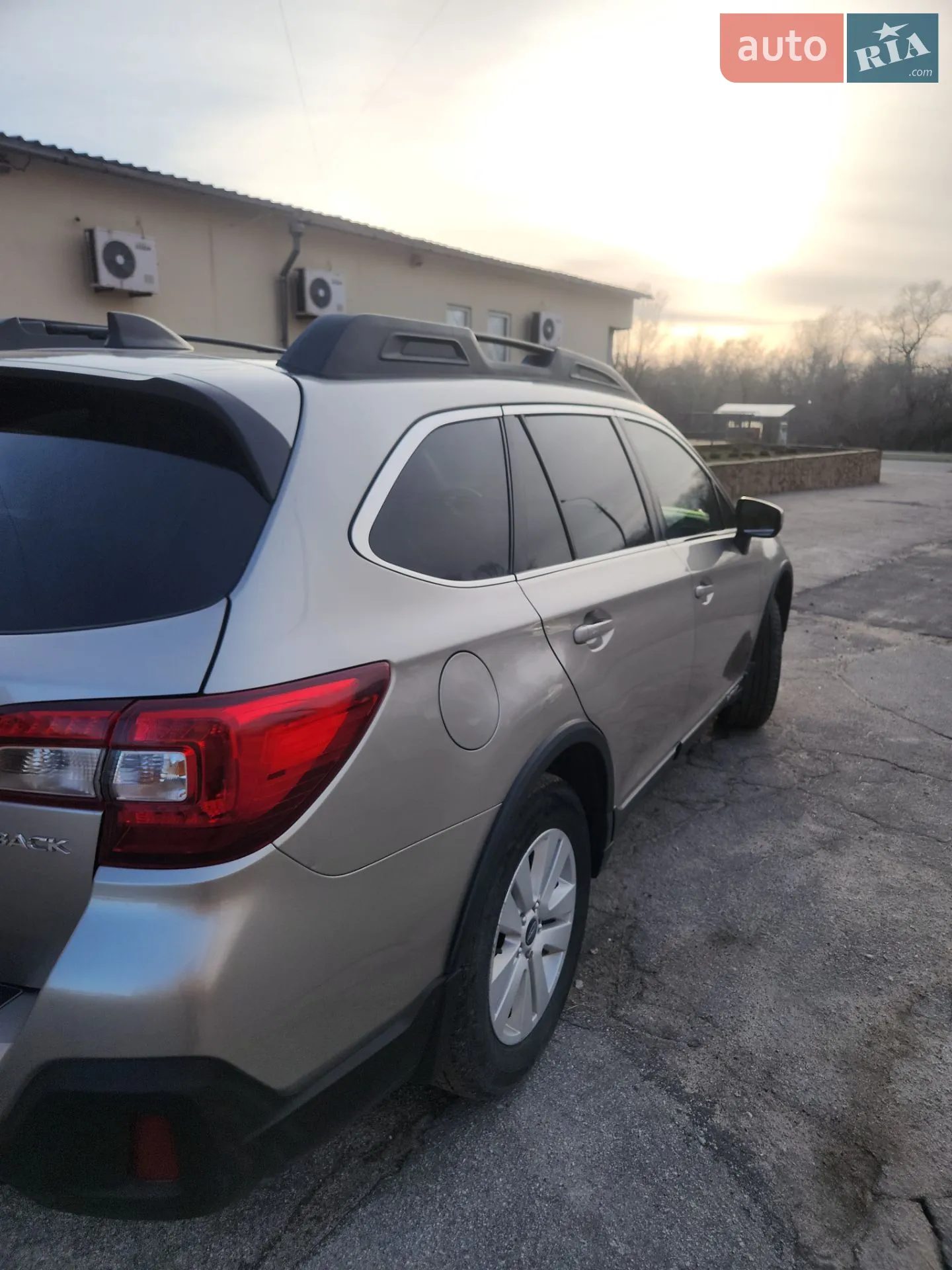 2018 Subaru Outback - мініатюра 4