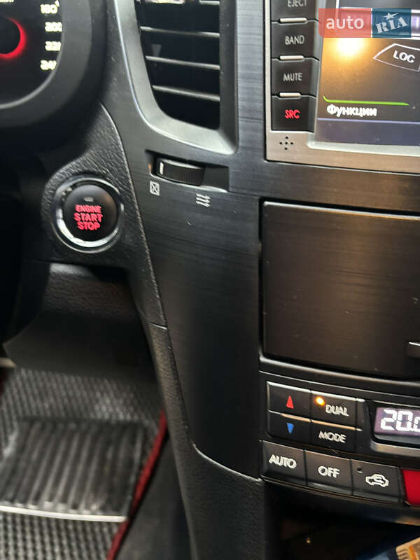 Универсал Subaru Outback 2014 в Житомире