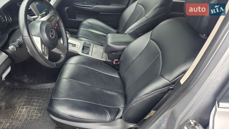 Універсал Subaru Outback 2011 в Львові