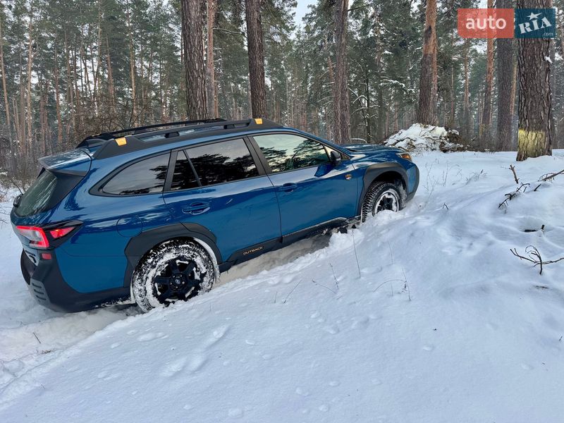 Внедорожник / Кроссовер Subaru Outback 2022 в Черкассах