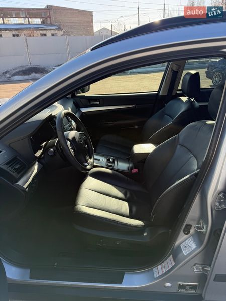 Универсал Subaru Outback 2012 в Киеве