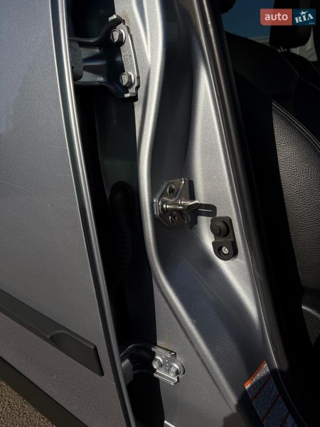 Универсал Subaru Outback 2012 в Киеве