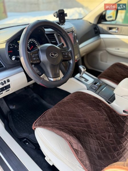 Универсал Subaru Outback 2014 в Глухове
