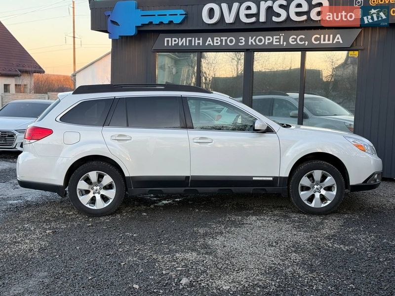 Універсал Subaru Outback 2011 в Хмельницькому