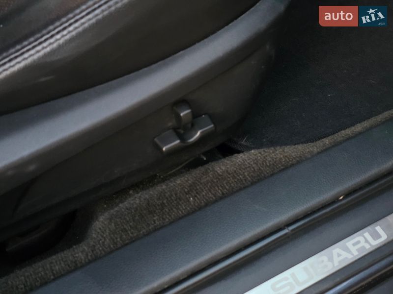 Універсал Subaru Outback 2012 в Тернополі