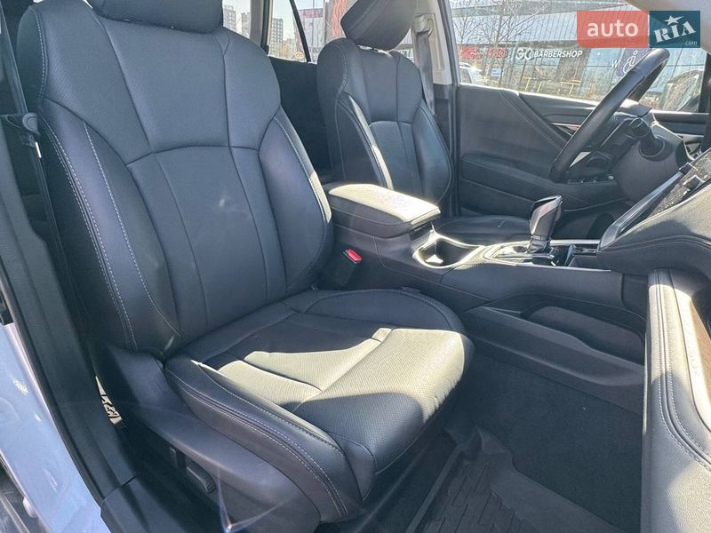 Универсал Subaru Outback 2023 в Киеве фото 11 Универсал Subaru Outback 2023 в Киеве