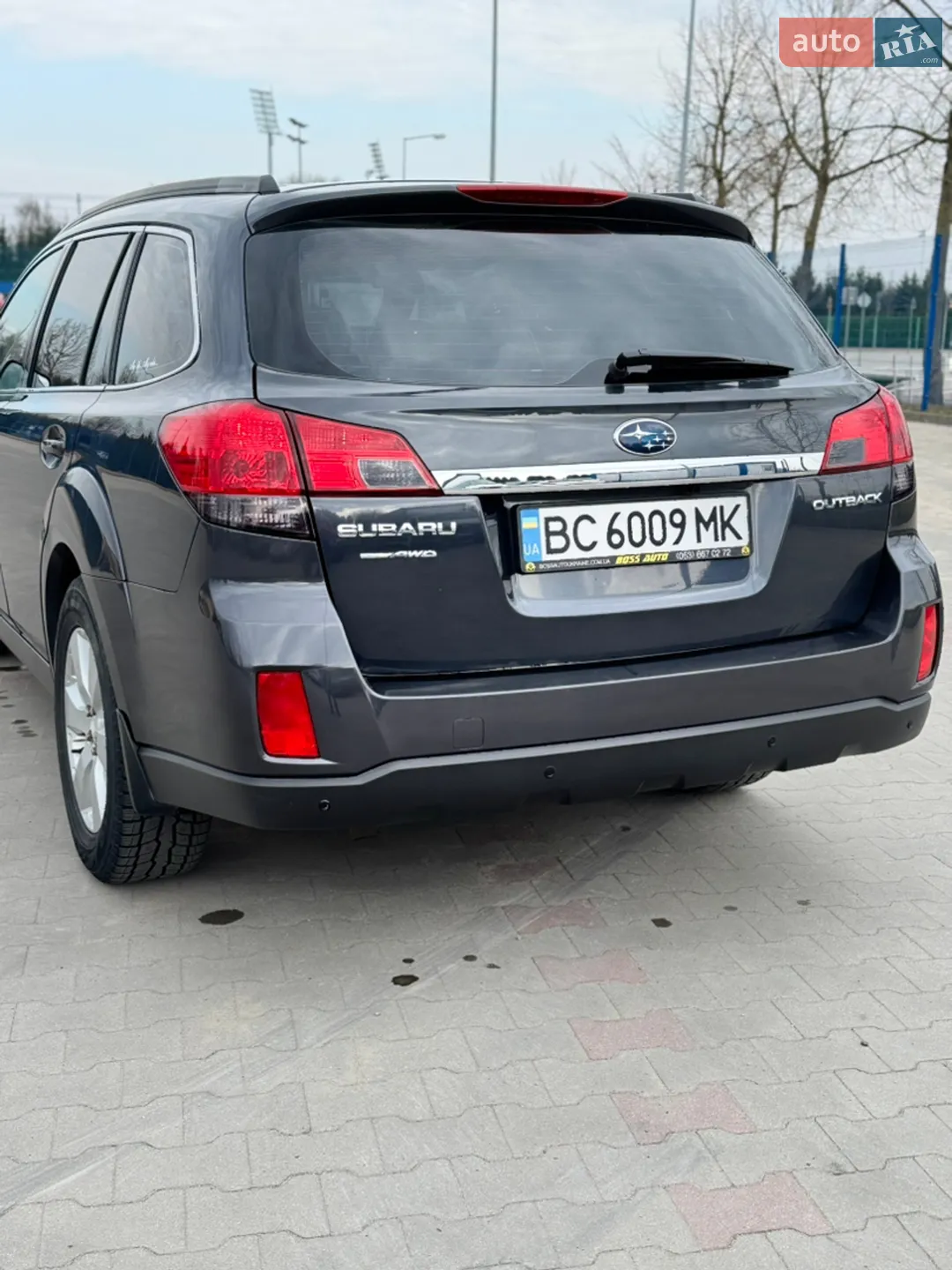 2010 Subaru Outback - мініатюра 8