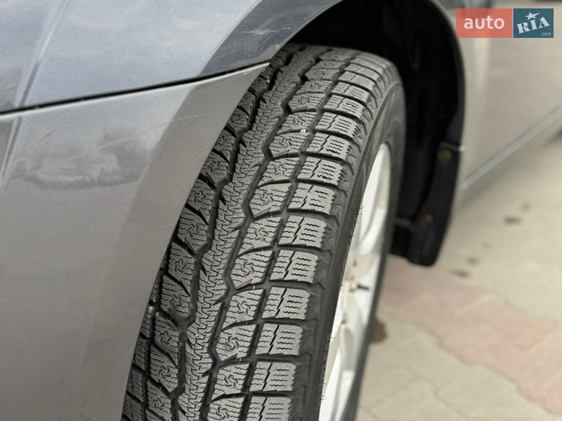 Универсал Subaru Outback 2010 в Львове