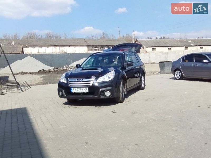 Универсал Subaru Outback 2013 в Белогорье