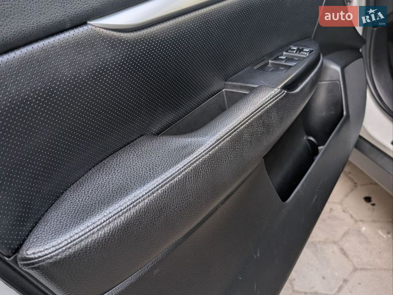 Универсал Subaru Outback 2010 в Ивано-Франковске