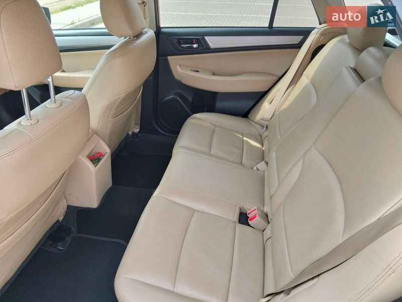 Универсал Subaru Outback 2015 в Львове