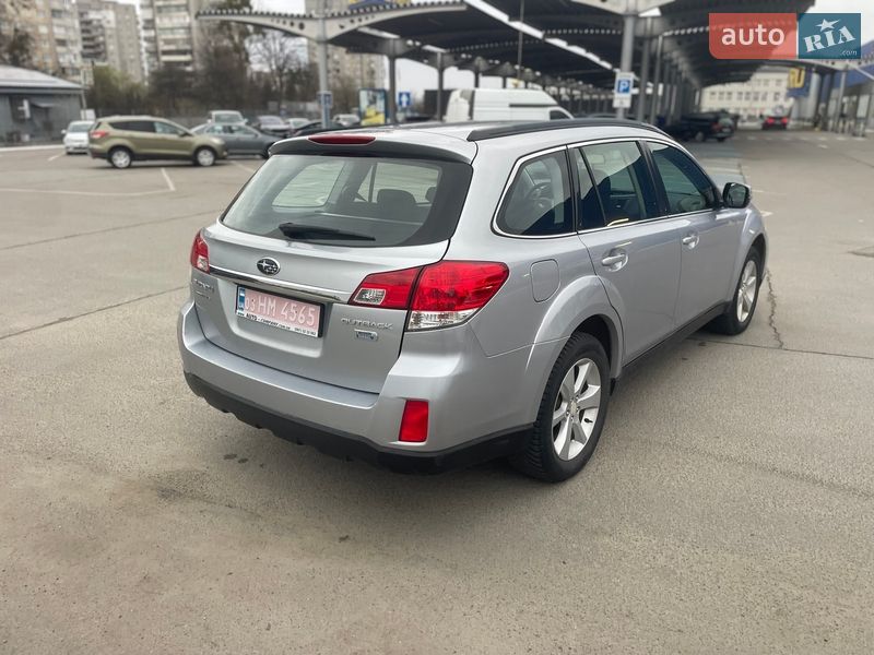 Універсал Subaru Outback 2013 в Львові