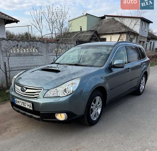Універсал Subaru Outback 2009 в Житомирі